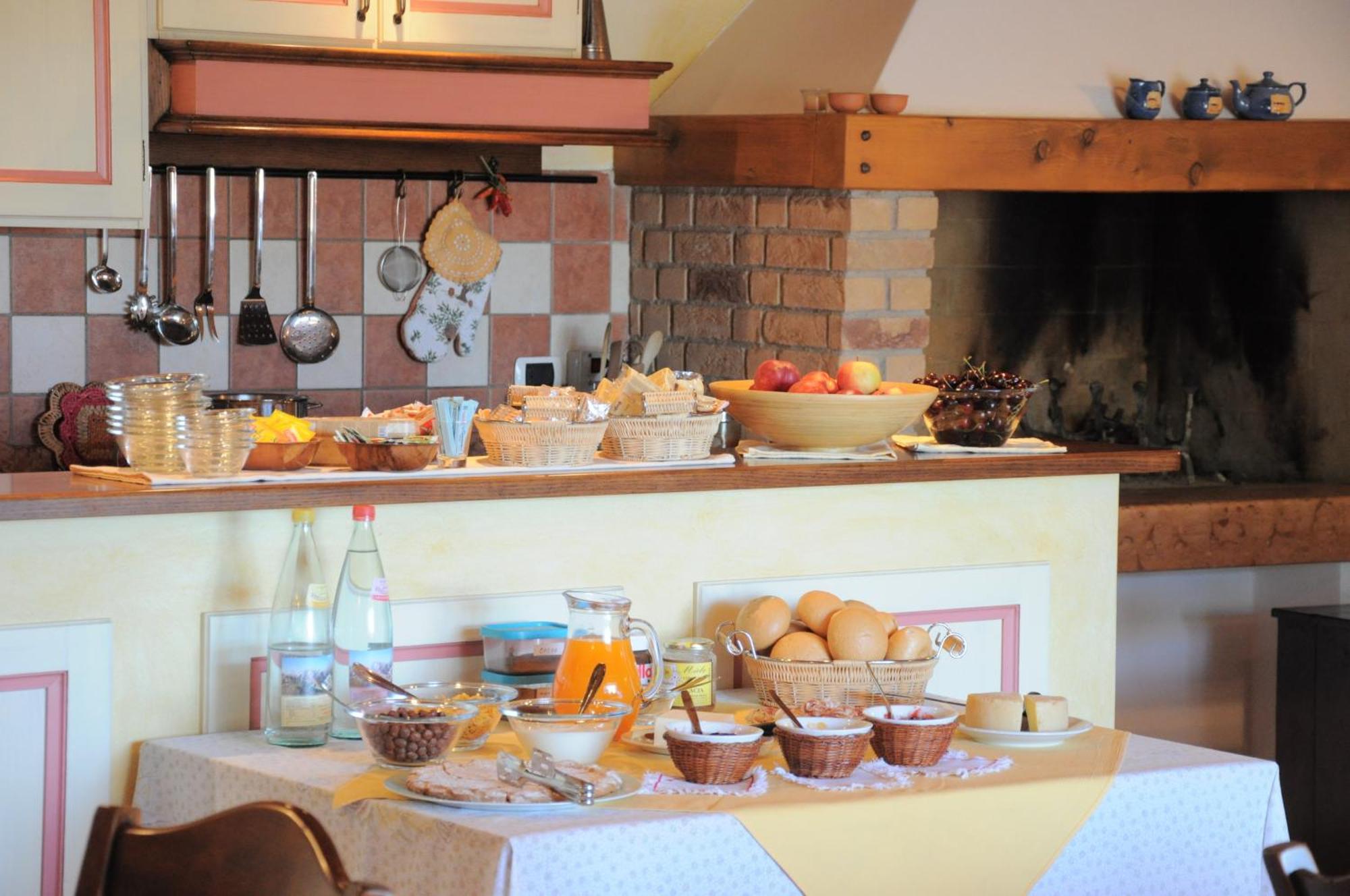 Agriturismo Corte Dei Fiori Caprino Veronese Eksteriør billede