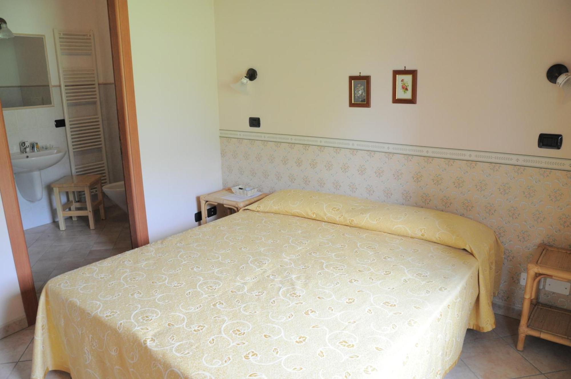 Agriturismo Corte Dei Fiori Caprino Veronese Eksteriør billede