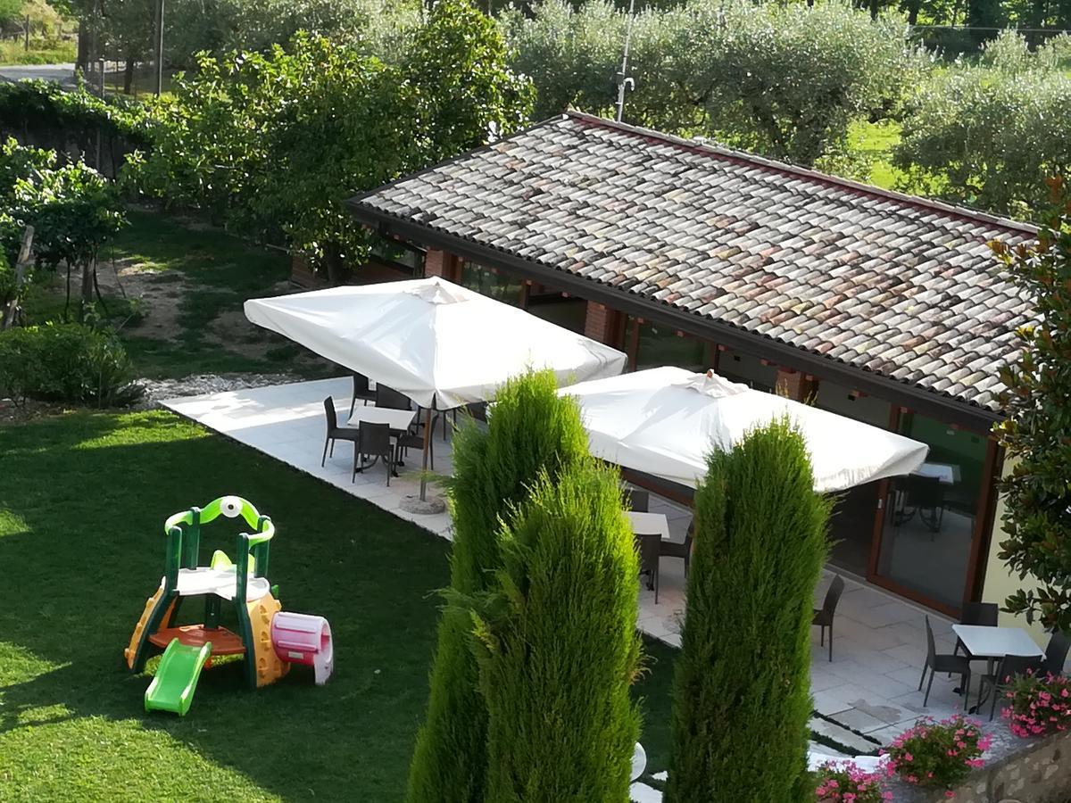 Agriturismo Corte Dei Fiori Caprino Veronese Eksteriør billede
